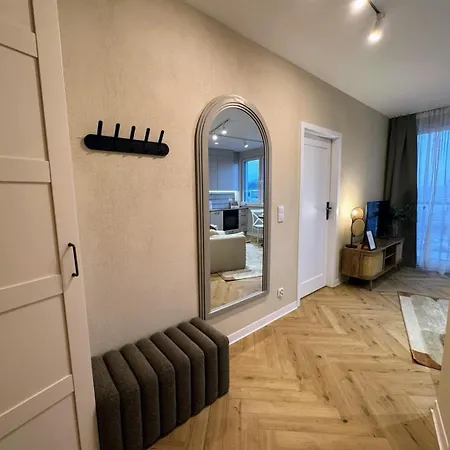 Apartamentysnu, Przy Bulwarach 10 Apartment *
