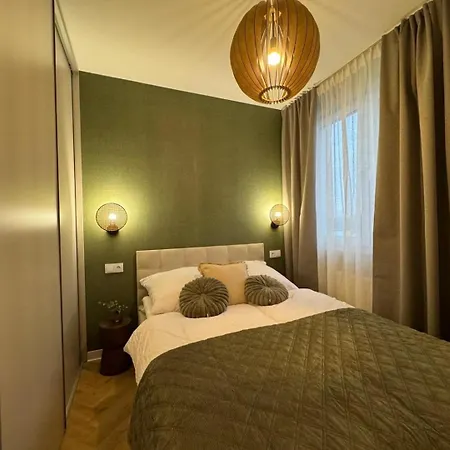 Apartamentysnu, Przy Bulwarach 10 Apartment *